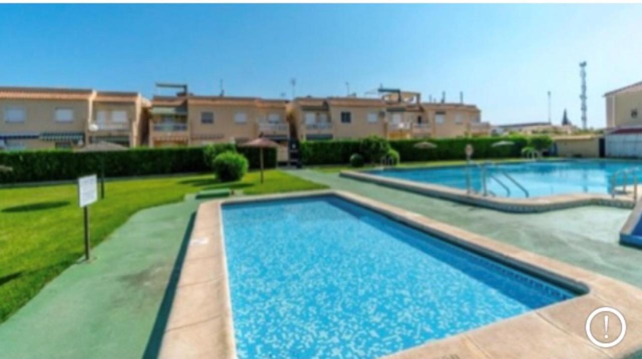 2 Bed Apartment In Paraje Natural Fase 1, Torrevieja Kültér fotó